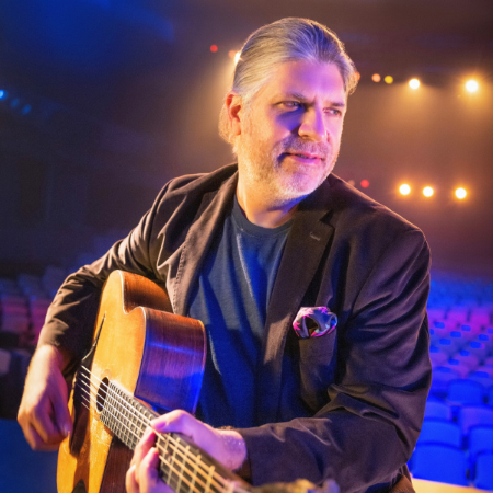 Grammy-winning Guitarist