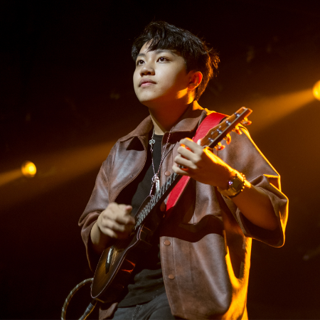 Viral Ukulele Sensation